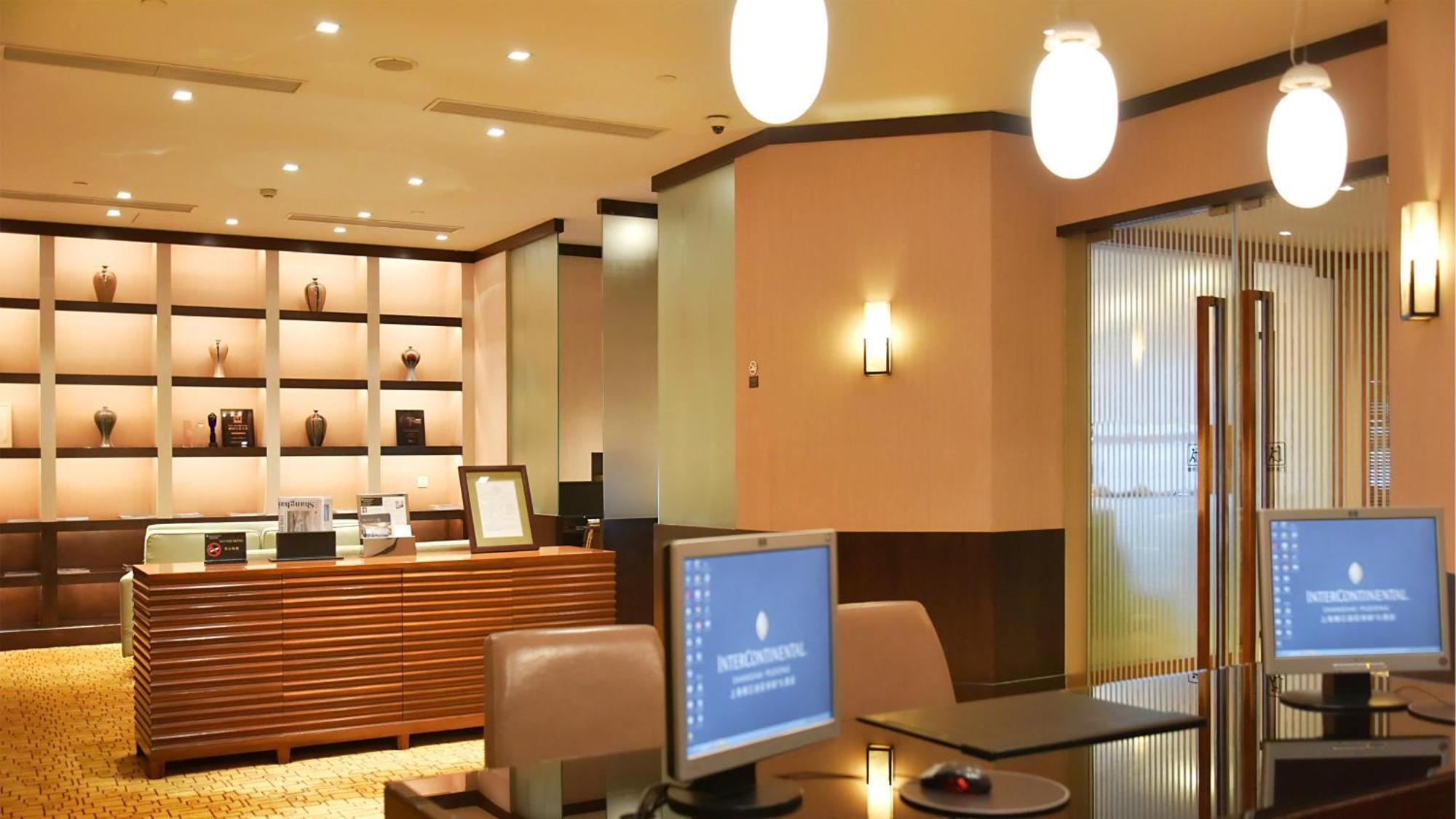 Intercontinental Shanghai Pudong By Ihg Eksteriør billede
